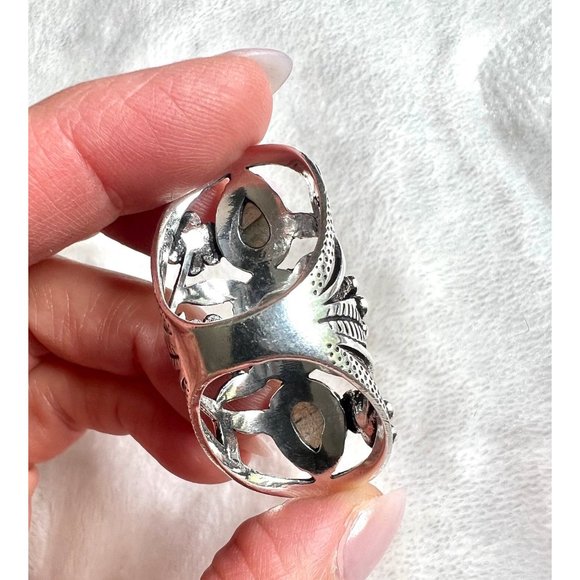 925 Flower Child Flash Labradorite Ring 6 - Picture 8 of 9